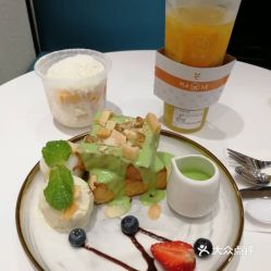 芒域泰式甜點(diǎn)飲品的泰香椰漿吐司 深圳美食圈的熱門(mén)打卡甜點(diǎn)，口味與顏值并存